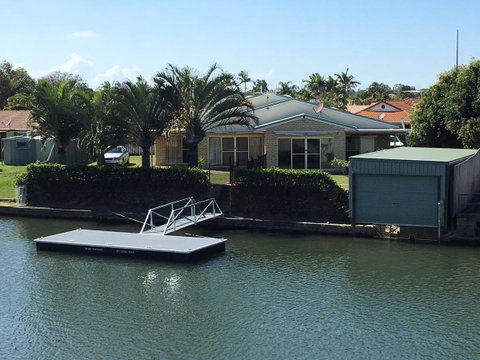 Ground Floor, Family Unit On The Canal With Free WIFI! - Australian Directory 0