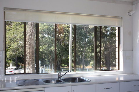Close To Surf Beach, Surf Club, Hotel And Shops - Boyd St, Woorim - Australian Directory 16