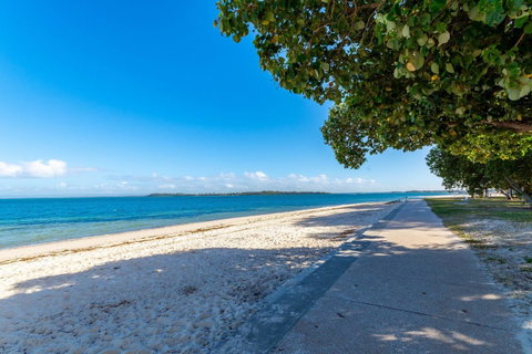 Waterfront Views From Private Rooftop Balcony - Bayview South Esp, Bongaree - Australian Directory 15