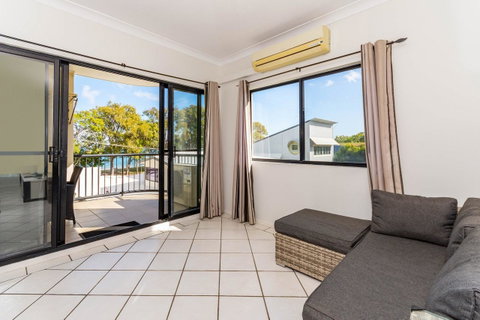 Waterfront Views From Private Rooftop Balcony - Bayview South Esp, Bongaree - Australian Directory 4
