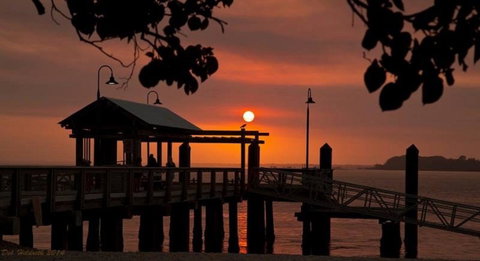 Water Views - Top Floor -Clearview Apartments South Esp, Bongaree - Australian Directory 1