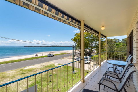 Water Views - Top Floor -Clearview Apartments South Esp, Bongaree - Australian Directory 0