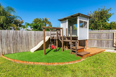 Fabulous Family Destination In Paradise Parade, Bongaree - Australian Directory 11
