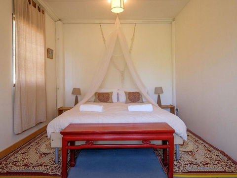 Eddies Place - Australian Directory 5