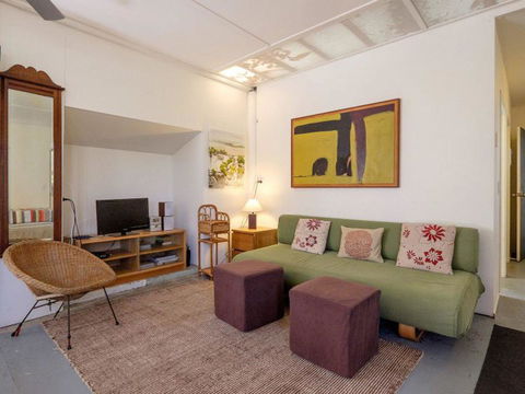Eddies Place - Australian Directory 14