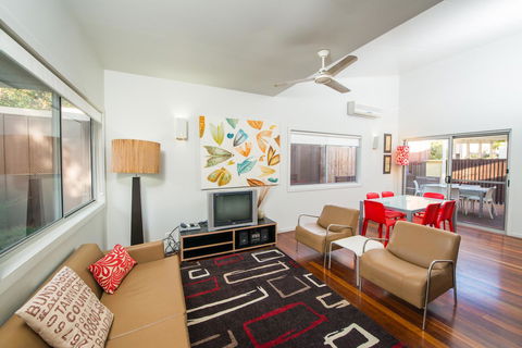 Allure Stradbroke Resort - Australian Directory 20