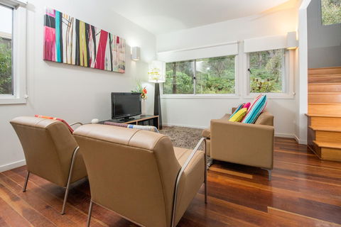 Allure Stradbroke Resort - Australian Directory 16
