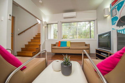 Allure Stradbroke Resort - Australian Directory 28