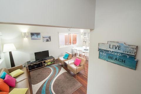 Allure Stradbroke Resort - Australian Directory 34