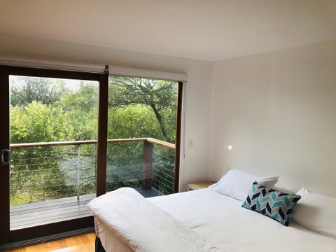 'Carinya' Coastal Cottage - Australian Directory 0