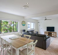 'Pandanus Cove' Apartment 5 - Australian Directory