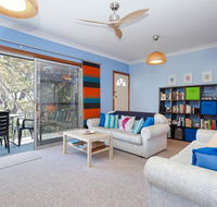 'Rutland' 1/13 Cromarty Road - pet friendly boat parking water views air con - Australian Directory