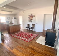 'The Wattles' - True Country Escape Near Wineries - Borenore - Australian Directory