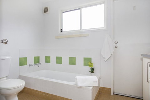 1/31 Ocean Street - A Relaxing Coastal Retreat - Australian Directory 1