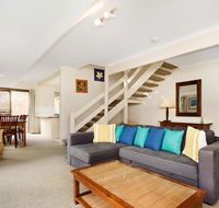 1/63 Shirley Street Byron Bay - Mango Tree - Australian Directory
