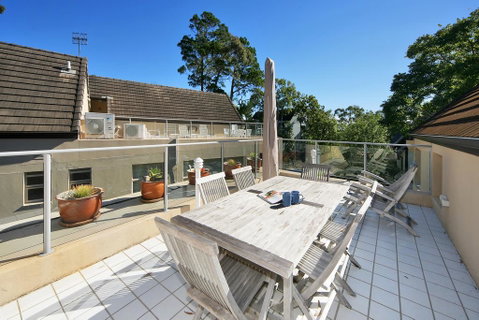 10 Alderly - Australian Directory 2