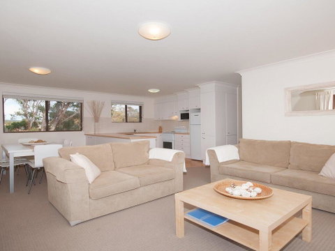 11 'Promenade' 8 Intrepid Close - Air Conditioned Unit With Beautiful Water Views - Australian Directory 2
