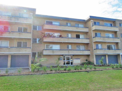 11 'Silvana Court', 26 Ajax Avenue - Close To The Water And Clubs - Australian Directory 0