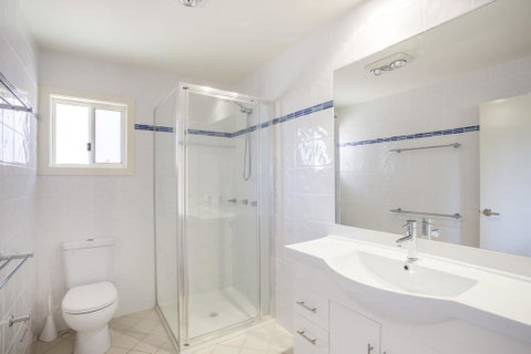 11 Riley St - Stylishly Modern - Australian Directory 2