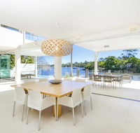 12 Noosa Parade - Australian Directory