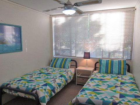 13 'Harbourside', 3-7 Soldiers Point Road - Fantastic Waterfront Unit - Australian Directory 3