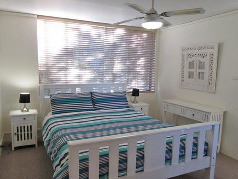 13 'Harbourside', 3-7 Soldiers Point Road - Fantastic Waterfront Unit - Australian Directory 1