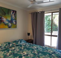 13 Coora Court - Sleeps 6 pool air con pets - Australian Directory