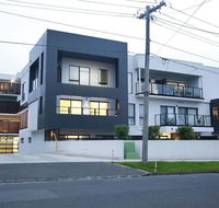136 Light-filled Homely Box Hill Apt 2Bed2BathFreeParking - Australian Directory
