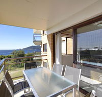 15 'Intrepid' 3 Intrepid Close - right on the beachfront - Australian Directory