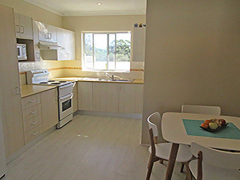 15 'Kanangra', 39 Soldiers Point Road - Fantastic Unit Right On The Water - Australian Directory 3