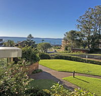 15 'The Commodore' 9-11 Donald Street - great unit only a short walk to CBD - Australian Directory