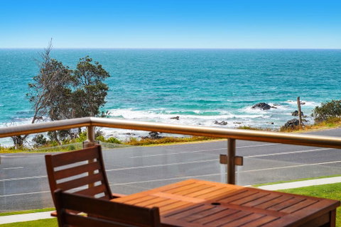 15 Beachpark Apartments - Australian Directory 3