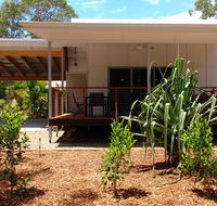15 Esprit Drive - Rainbow Shores Gorgeous Modern Beach House - Australian Directory