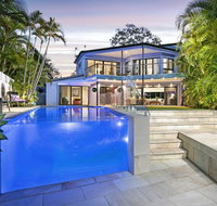 15 Ravenwood - Australian Directory