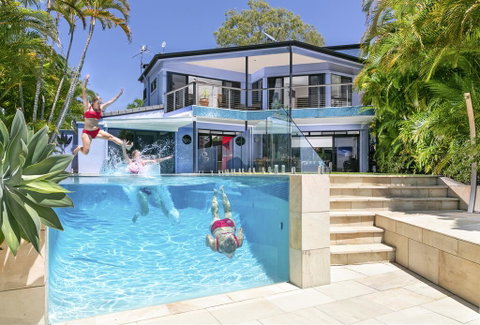 15 Ravenwood - Australian Directory 2