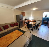 16 Lakeview Plaza - Australian Directory
