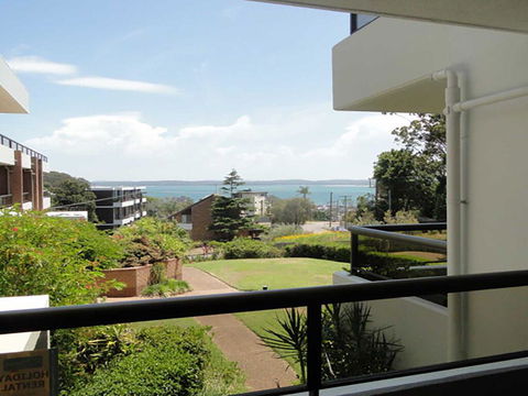 17 'The Commodore' 9-11 Donald Street - Pleasant Unit With Open Plan Living - Australian Directory 1
