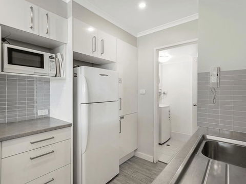 19 'Bay Parklands', 2 Gowrie Avenue - Ground Floor Renovated Unit With Water Views & WIFI - Australian Directory 2