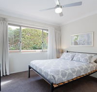 2 'Bronte Court' 17 Magnus Street - air con complex pool and centrally located - Australian Directory