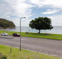 2 'Little Hut' 20 Kurrawa Close - Stunning water views of Little Beach - Australian Directory