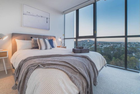 2 Bed Brisbane Resort Apartment - Australian Directory 3
