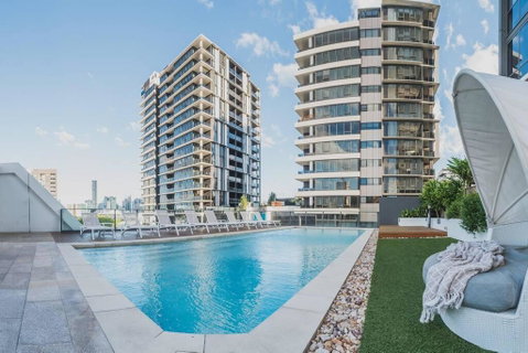 2 Bed Brisbane Resort Apartment - Australian Directory 0