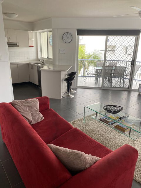 2 Bedroom Apartment Close To Mooloolaba Beach - Australian Directory 2
