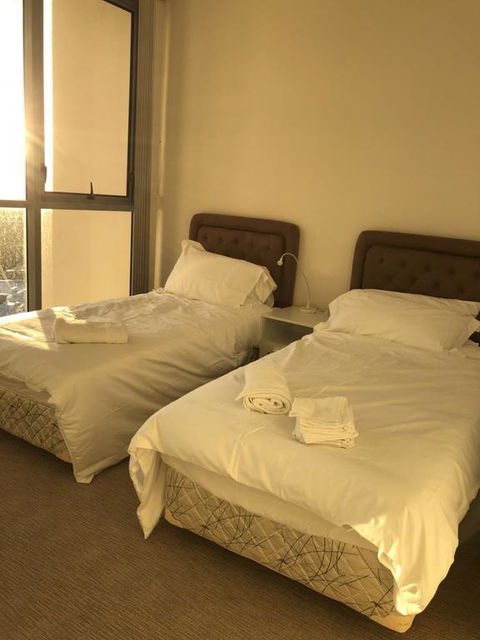 2 Bedroom High Rise Apartment - Australian Directory 3