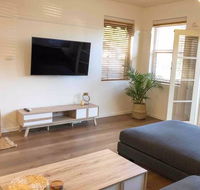 2 Bedroom SHORT walk to CBDBEACH and DARBY ST - Australian Directory