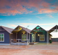 22 Kestrel Place- PRIVATE JETTY - Australian Directory