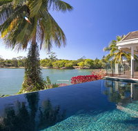 22 Noosa Parade - Australian Directory
