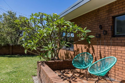 235 Mitchell Parade, Mollymook - Australian Directory 2