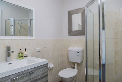 235 Mitchell Parade, Mollymook - Australian Directory 3