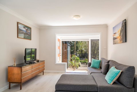 235 Mitchell Parade, Mollymook - Australian Directory 0